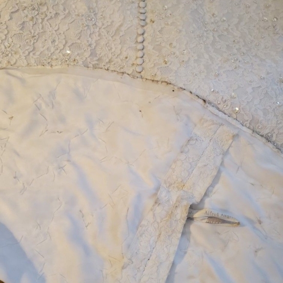 Alfred Angelo Wedding Dress - Picture 8 of 10